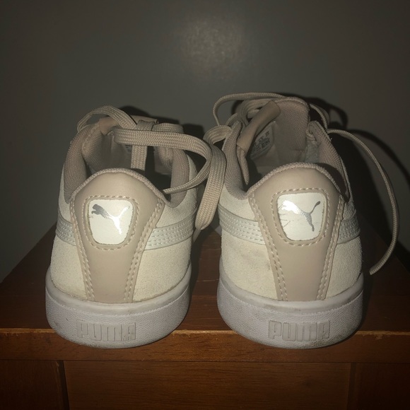 Women’s Pumas size 6.5 - Picture 5 of 6